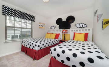 KISSIMMEE, Florida 34747, 5 Bedrooms Bedrooms, ,4 BathroomsBathrooms,Residential,For Sale,TANGIER,0,MFRA4692263
