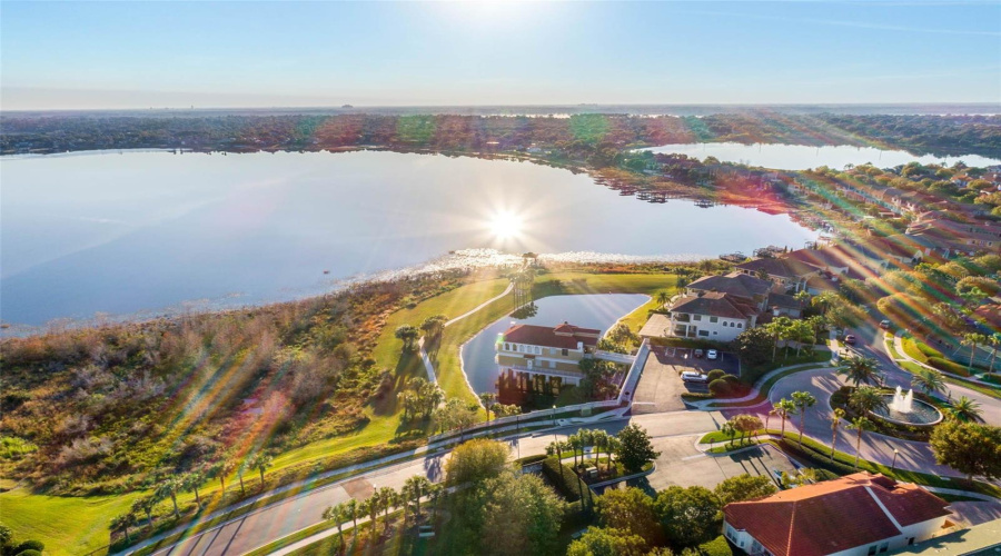ORLANDO, Florida 32836, 2 Bedrooms Bedrooms, ,2 BathroomsBathrooms,Residential,For Sale,THE ESPLANADE,0,MFRO6404038