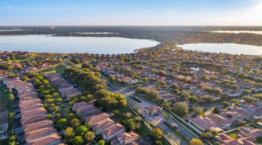 ORLANDO, Florida 32836, 2 Bedrooms Bedrooms, ,2 BathroomsBathrooms,Residential,For Sale,THE ESPLANADE,0,MFRO6404038