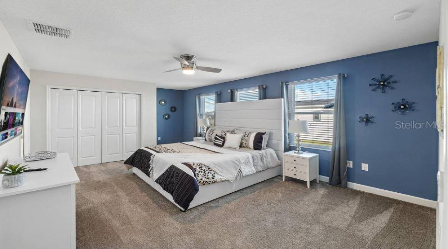 DAVENPORT, Florida 33896, 7 Bedrooms Bedrooms, ,6 BathroomsBathrooms,Residential,For Sale,OCEAN COURSE,0,MFRO6402821