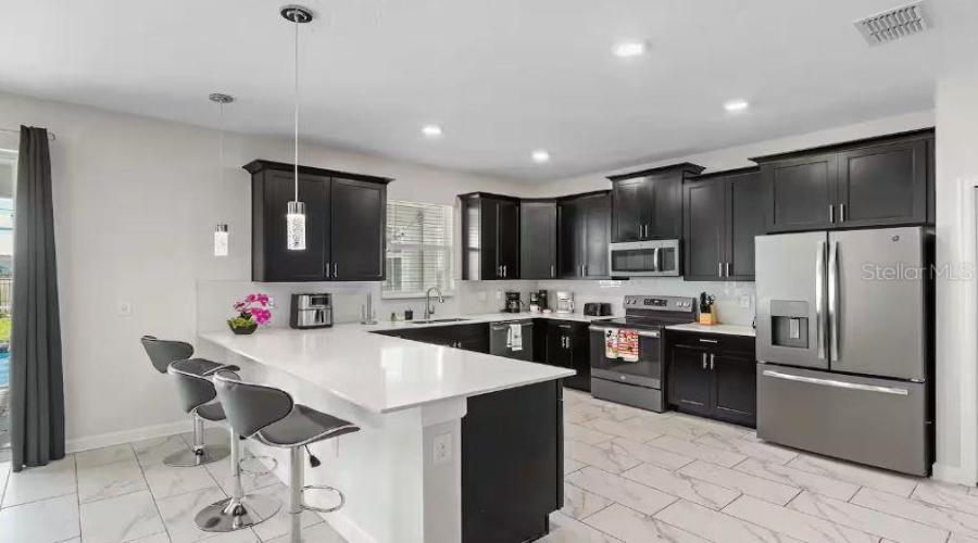 DAVENPORT, Florida 33896, 7 Bedrooms Bedrooms, ,6 BathroomsBathrooms,Residential,For Sale,OCEAN COURSE,0,MFRO6402821