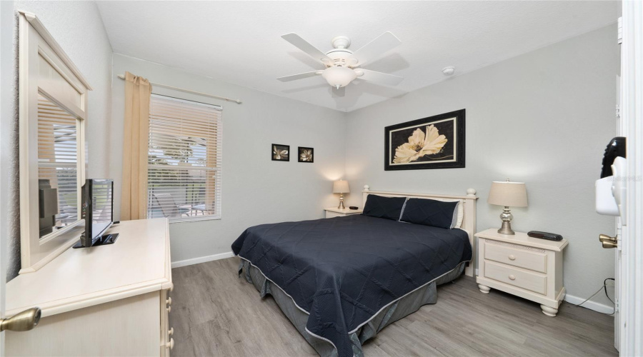 KISSIMMEE, Florida 34747, 6 Bedrooms Bedrooms, ,4 BathroomsBathrooms,Residential,For Sale,BASNETT,0,MFRO6397158