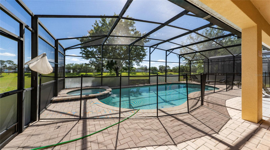 KISSIMMEE, Florida 34747, 6 Bedrooms Bedrooms, ,4 BathroomsBathrooms,Residential,For Sale,BASNETT,0,MFRO6397158