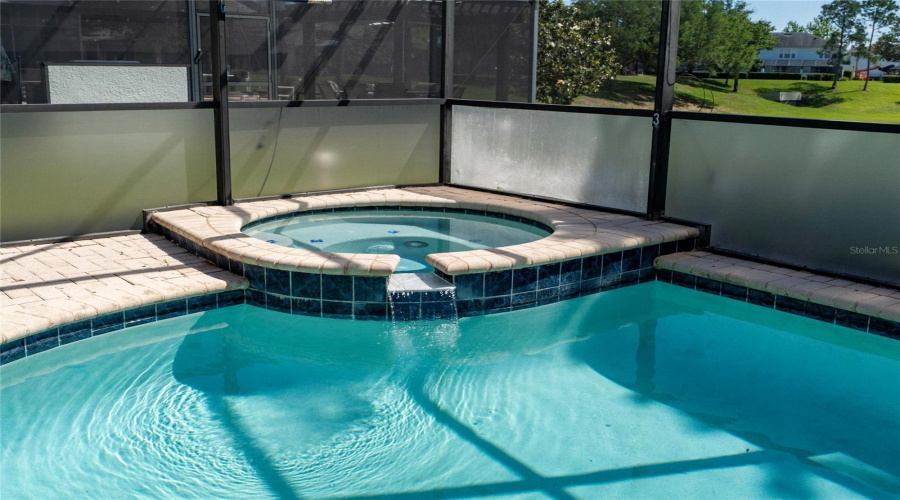 KISSIMMEE, Florida 34747, 6 Bedrooms Bedrooms, ,4 BathroomsBathrooms,Residential,For Sale,BASNETT,0,MFRO6397158