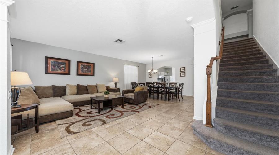 KISSIMMEE, Florida 34747, 6 Bedrooms Bedrooms, ,4 BathroomsBathrooms,Residential,For Sale,BASNETT,0,MFRO6397158
