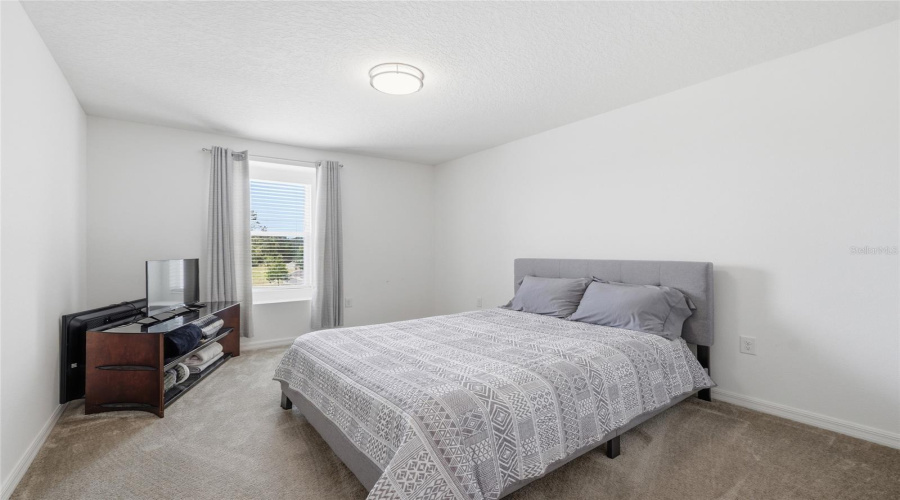 DAVENPORT, Florida 33896, 5 Bedrooms Bedrooms, ,3 BathroomsBathrooms,Residential,For Sale,AUGUSTUS,0,MFRS5149043