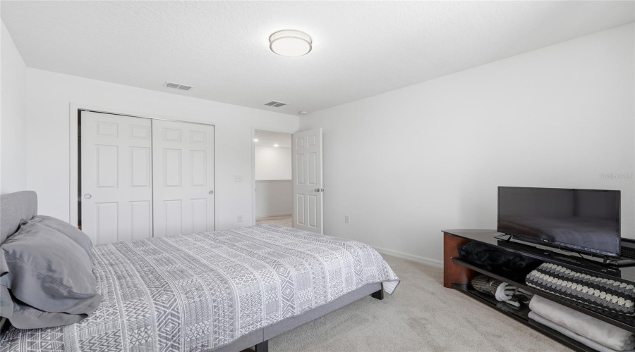 DAVENPORT, Florida 33896, 5 Bedrooms Bedrooms, ,3 BathroomsBathrooms,Residential,For Sale,AUGUSTUS,0,MFRS5149043