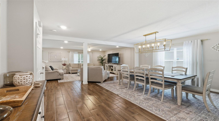DAVENPORT, Florida 33896, 5 Bedrooms Bedrooms, ,3 BathroomsBathrooms,Residential,For Sale,AUGUSTUS,0,MFRS5149043