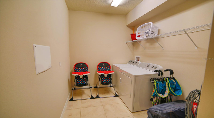 KISSIMMEE, Florida 34747, 9 Bedrooms Bedrooms, ,6 BathroomsBathrooms,Residential,For Sale,TRIPOLI,0,MFRS5149067