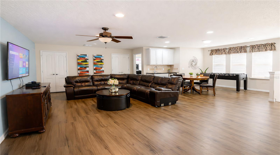 KISSIMMEE, Florida 34747, 9 Bedrooms Bedrooms, ,6 BathroomsBathrooms,Residential,For Sale,TRIPOLI,0,MFRS5149067