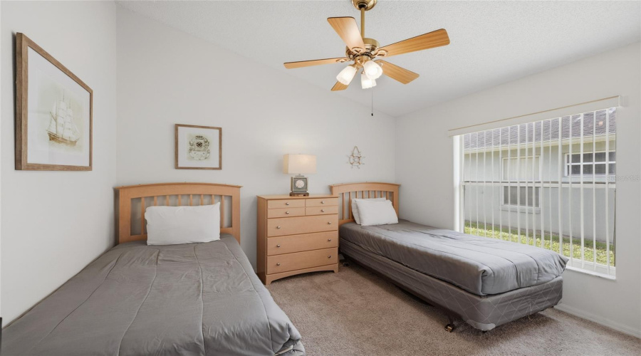 KISSIMMEE, Florida 34747, 4 Bedrooms Bedrooms, ,3 BathroomsBathrooms,Residential,For Sale,ONEIDA,0,MFRO6390689