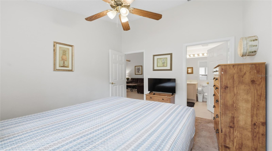 KISSIMMEE, Florida 34747, 4 Bedrooms Bedrooms, ,3 BathroomsBathrooms,Residential,For Sale,ONEIDA,0,MFRO6390689