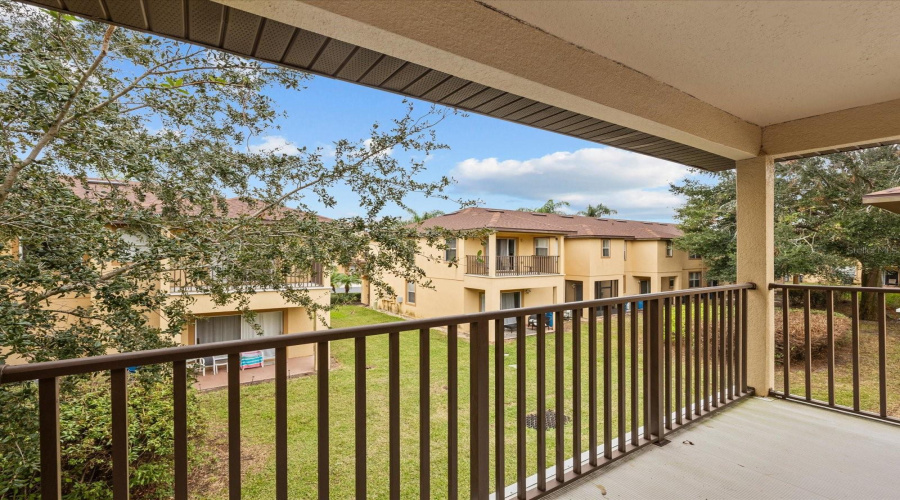 DAVENPORT, Florida 33897, 4 Bedrooms Bedrooms, ,3 BathroomsBathrooms,Residential,For Sale,MIRAMAR AVENUE,0,MFRO6404384
