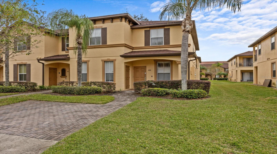 DAVENPORT, Florida 33897, 4 Bedrooms Bedrooms, ,3 BathroomsBathrooms,Residential,For Sale,MIRAMAR AVENUE,0,MFRO6404384