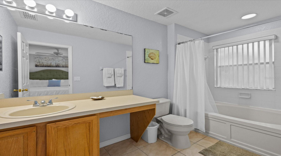 DAVENPORT, Florida 33897, 4 Bedrooms Bedrooms, ,3 BathroomsBathrooms,Residential,For Sale,MIRAMAR AVENUE,0,MFRO6404384
