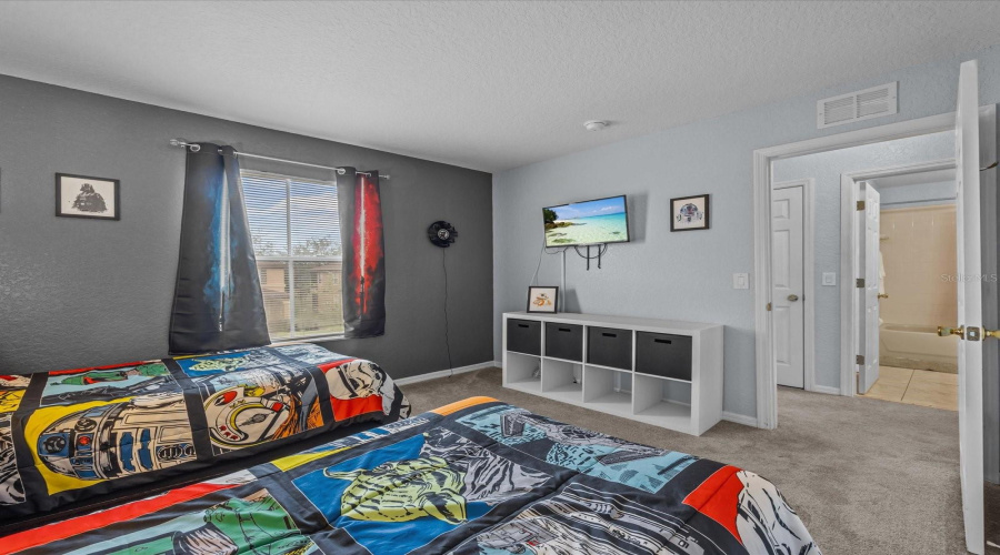 DAVENPORT, Florida 33897, 4 Bedrooms Bedrooms, ,3 BathroomsBathrooms,Residential,For Sale,MIRAMAR AVENUE,0,MFRO6404384