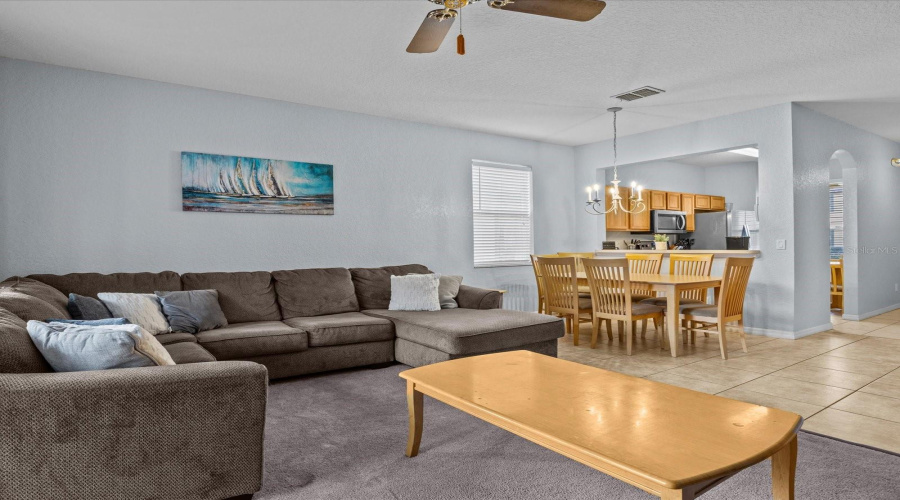 DAVENPORT, Florida 33897, 4 Bedrooms Bedrooms, ,3 BathroomsBathrooms,Residential,For Sale,MIRAMAR AVENUE,0,MFRO6404384