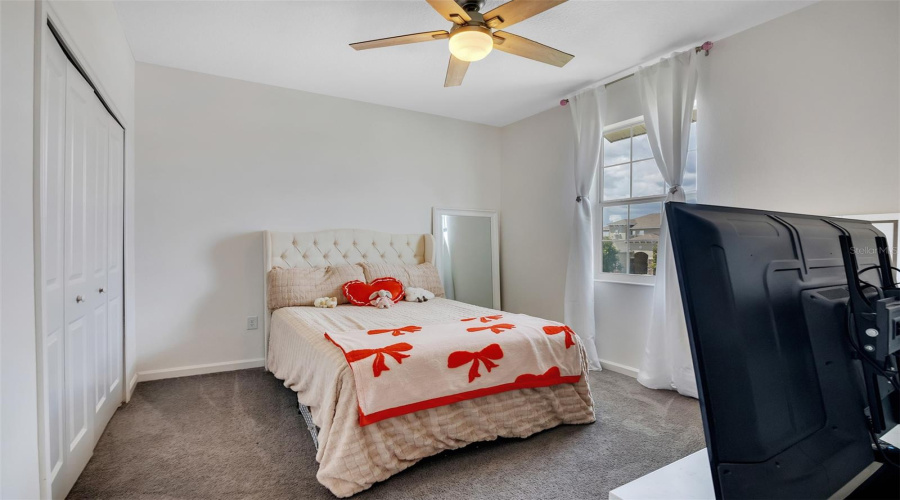 DAVENPORT, Florida 33837, 4 Bedrooms Bedrooms, ,3 BathroomsBathrooms,Residential,For Sale,SAPPHIRE,0,MFRO6404268
