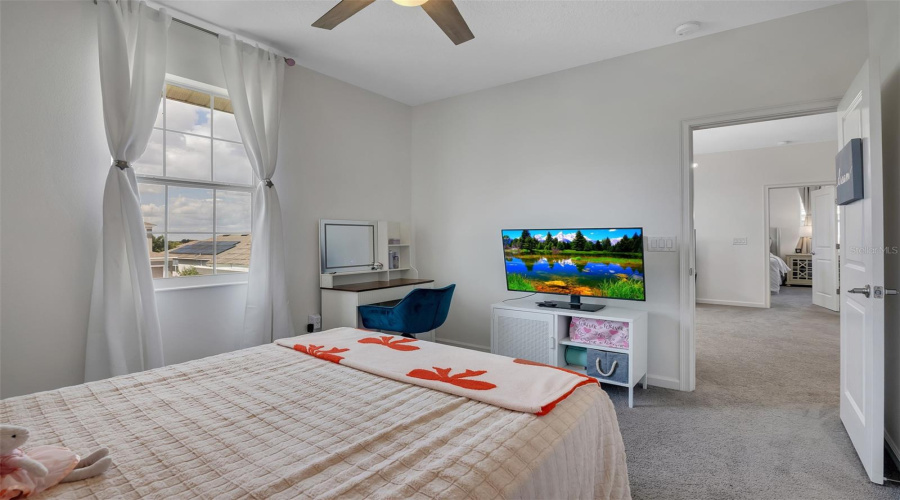 DAVENPORT, Florida 33837, 4 Bedrooms Bedrooms, ,3 BathroomsBathrooms,Residential,For Sale,SAPPHIRE,0,MFRO6404268