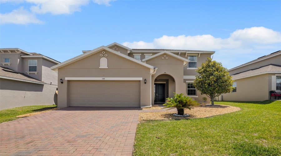 DAVENPORT, Florida 33837, 4 Bedrooms Bedrooms, ,3 BathroomsBathrooms,Residential,For Sale,SAPPHIRE,0,MFRO6404268