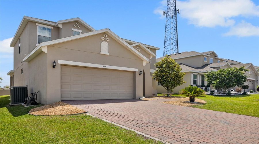 DAVENPORT, Florida 33837, 4 Bedrooms Bedrooms, ,3 BathroomsBathrooms,Residential,For Sale,SAPPHIRE,0,MFRO6404268