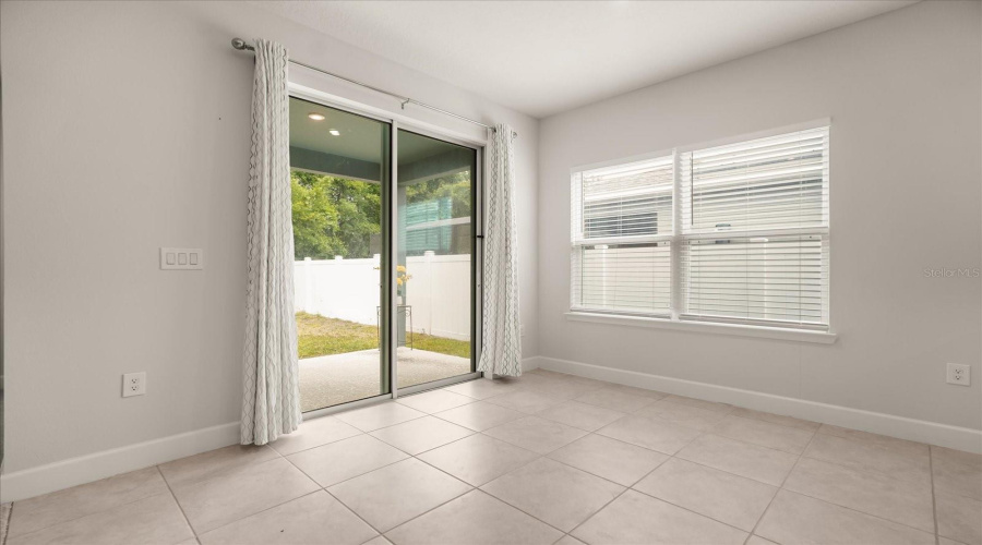DAVENPORT, Florida 33896, 3 Bedrooms Bedrooms, ,2 BathroomsBathrooms,Residential,For Sale,SIESTA VISTA,0,MFRS5148568