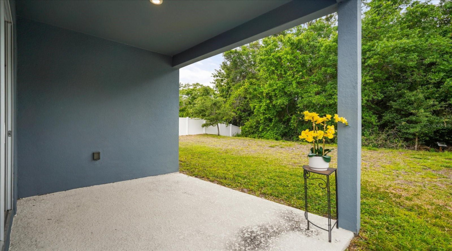 COVERED LANAI