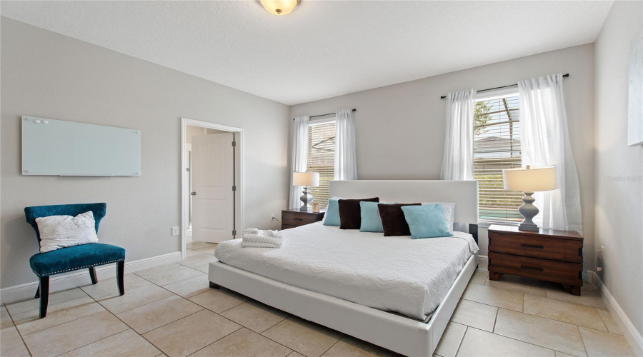 DAVENPORT, Florida 33837, 5 Bedrooms Bedrooms, ,4 BathroomsBathrooms,Residential,For Sale,OAKBOURNE,0,MFRO6404308