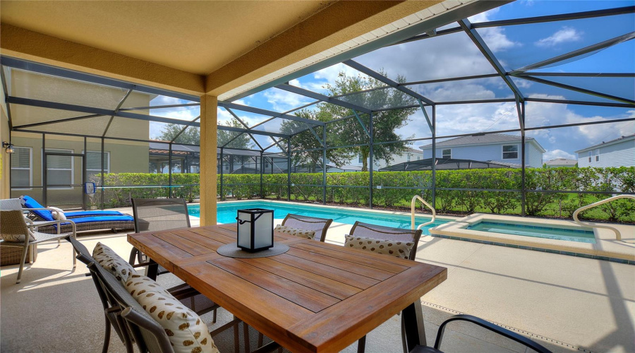 DAVENPORT, Florida 33837, 5 Bedrooms Bedrooms, ,4 BathroomsBathrooms,Residential,For Sale,OAKBOURNE,0,MFRO6404308