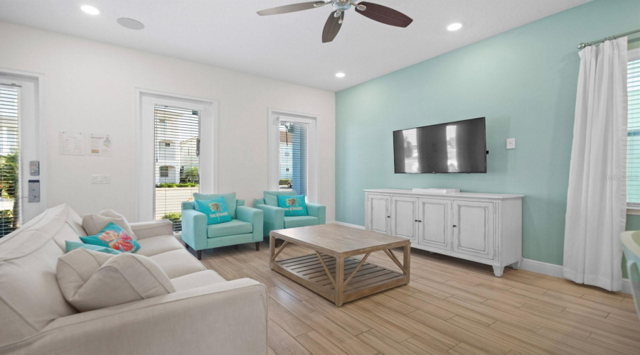 KISSIMMEE, Florida 34747, 4 Bedrooms Bedrooms, ,4 BathroomsBathrooms,Residential,For Sale,LOST SHAKER,0,MFRO6404095