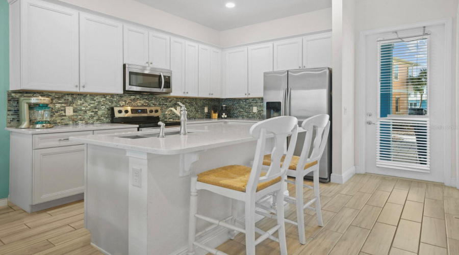 KISSIMMEE, Florida 34747, 4 Bedrooms Bedrooms, ,4 BathroomsBathrooms,Residential,For Sale,LOST SHAKER,0,MFRO6404095