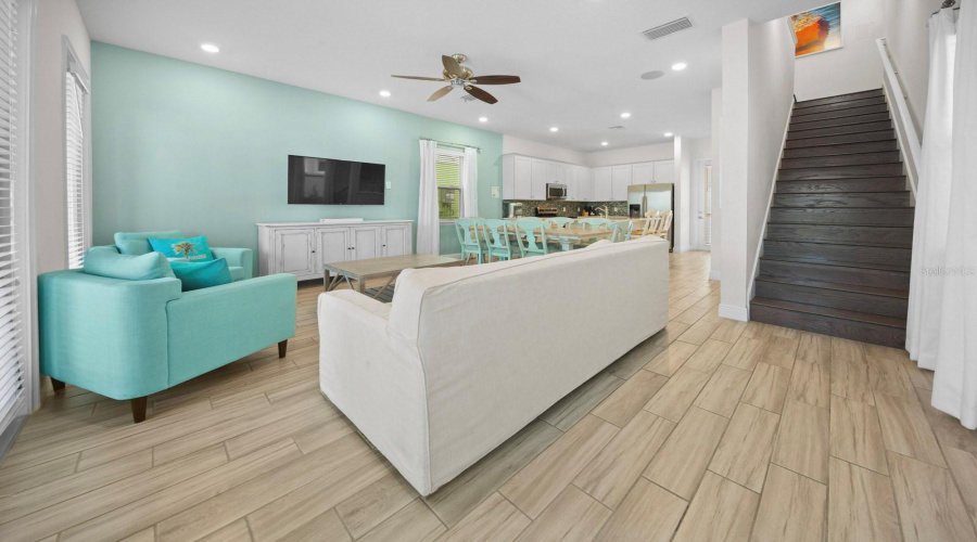 KISSIMMEE, Florida 34747, 4 Bedrooms Bedrooms, ,4 BathroomsBathrooms,Residential,For Sale,LOST SHAKER,0,MFRO6404095