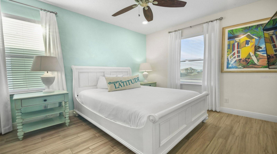 KISSIMMEE, Florida 34747, 4 Bedrooms Bedrooms, ,4 BathroomsBathrooms,Residential,For Sale,LOST SHAKER,0,MFRO6404095