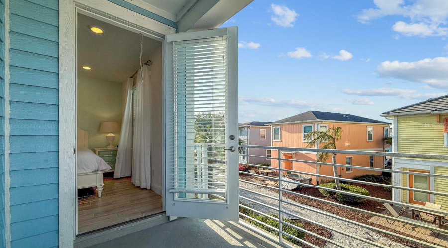 KISSIMMEE, Florida 34747, 4 Bedrooms Bedrooms, ,4 BathroomsBathrooms,Residential,For Sale,LOST SHAKER,0,MFRO6404095