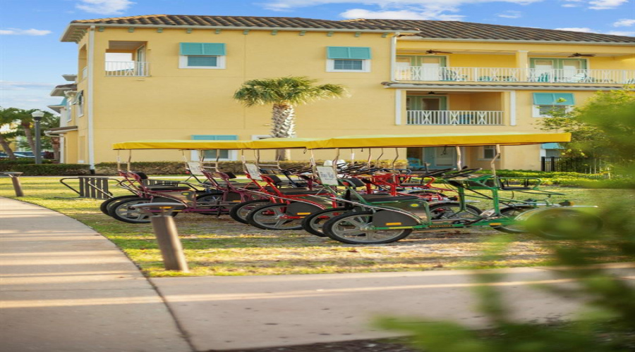 KISSIMMEE, Florida 34747, 4 Bedrooms Bedrooms, ,4 BathroomsBathrooms,Residential,For Sale,LOST SHAKER,0,MFRO6404095