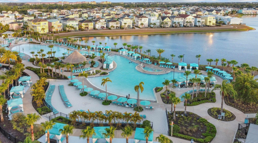 KISSIMMEE, Florida 34747, 4 Bedrooms Bedrooms, ,4 BathroomsBathrooms,Residential,For Sale,LOST SHAKER,0,MFRO6404095