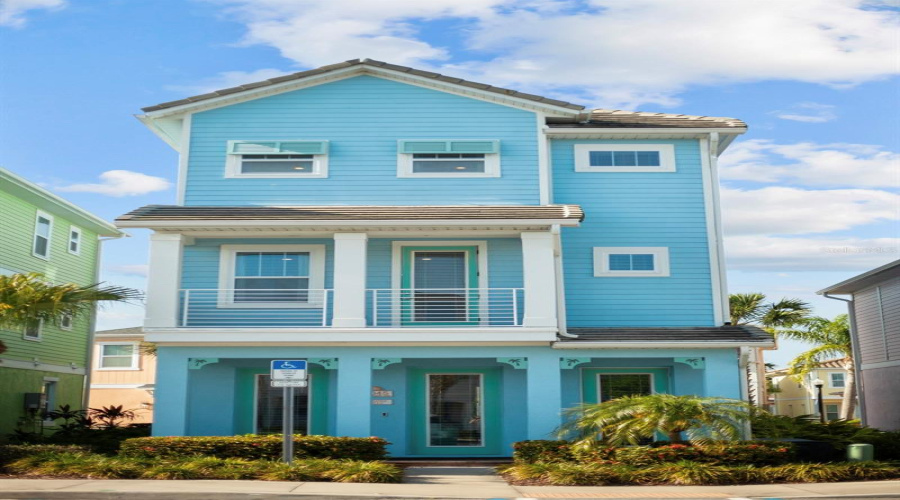 KISSIMMEE, Florida 34747, 4 Bedrooms Bedrooms, ,4 BathroomsBathrooms,Residential,For Sale,LOST SHAKER,0,MFRO6404095