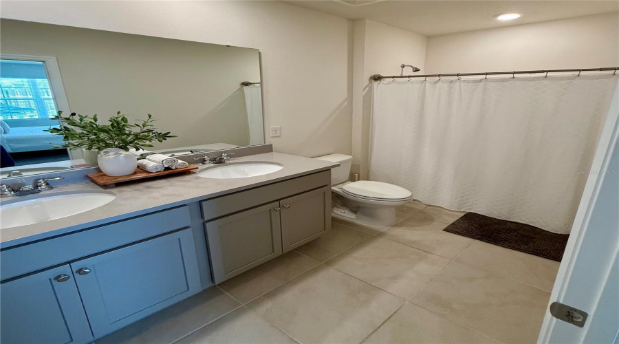 DAVENPORT, Florida 33837, 3 Bedrooms Bedrooms, ,2 BathroomsBathrooms,Residential,For Sale,GOOSE,0,MFRS5149108