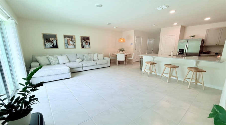 DAVENPORT, Florida 33837, 3 Bedrooms Bedrooms, ,2 BathroomsBathrooms,Residential,For Sale,GOOSE,0,MFRS5149108