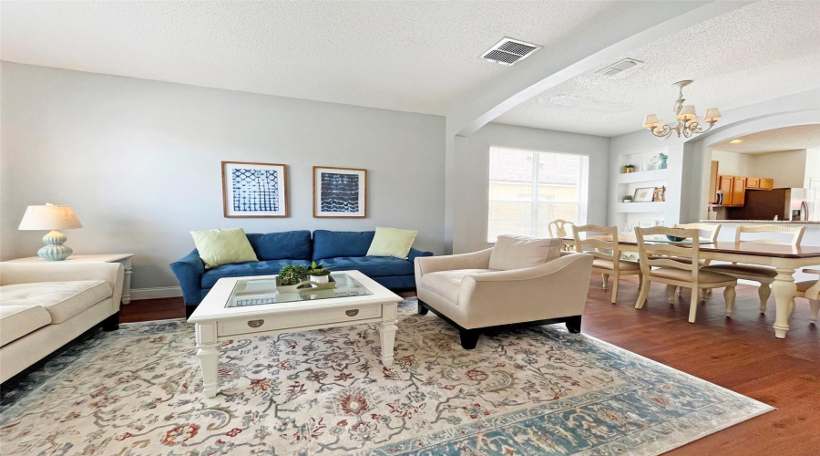 KISSIMMEE, Florida 34746, 6 Bedrooms Bedrooms, ,5 BathroomsBathrooms,Residential,For Sale,MADIERA BEACH,0,MFRS5149098
