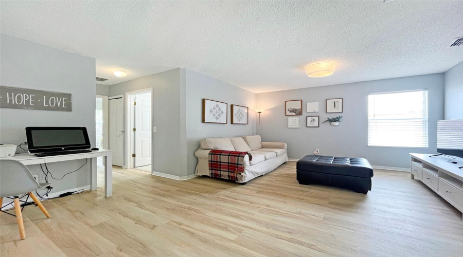 KISSIMMEE, Florida 34746, 6 Bedrooms Bedrooms, ,5 BathroomsBathrooms,Residential,For Sale,MADIERA BEACH,0,MFRS5149098
