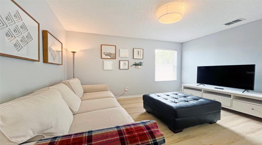 KISSIMMEE, Florida 34746, 6 Bedrooms Bedrooms, ,5 BathroomsBathrooms,Residential,For Sale,MADIERA BEACH,0,MFRS5149098
