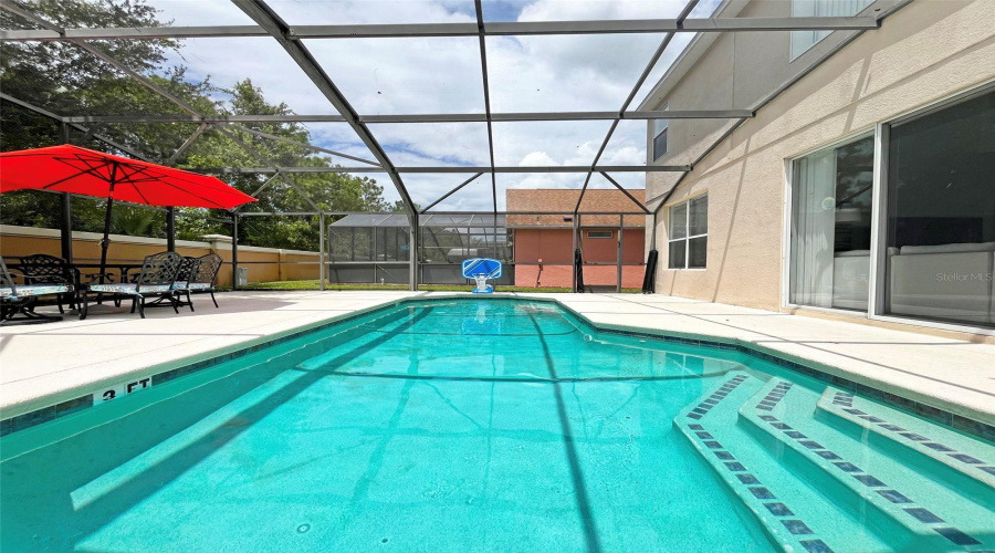 KISSIMMEE, Florida 34746, 6 Bedrooms Bedrooms, ,5 BathroomsBathrooms,Residential,For Sale,MADIERA BEACH,0,MFRS5149098