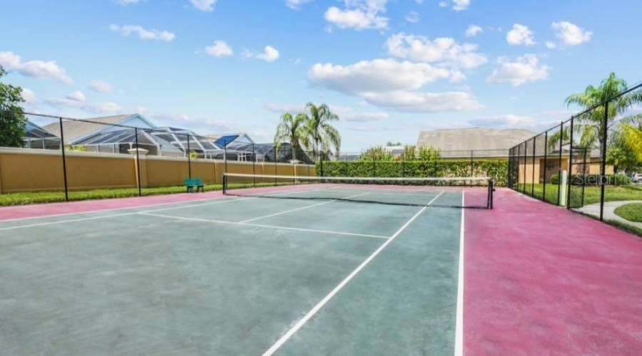 KISSIMMEE, Florida 34746, 6 Bedrooms Bedrooms, ,5 BathroomsBathrooms,Residential,For Sale,MADIERA BEACH,0,MFRS5149098