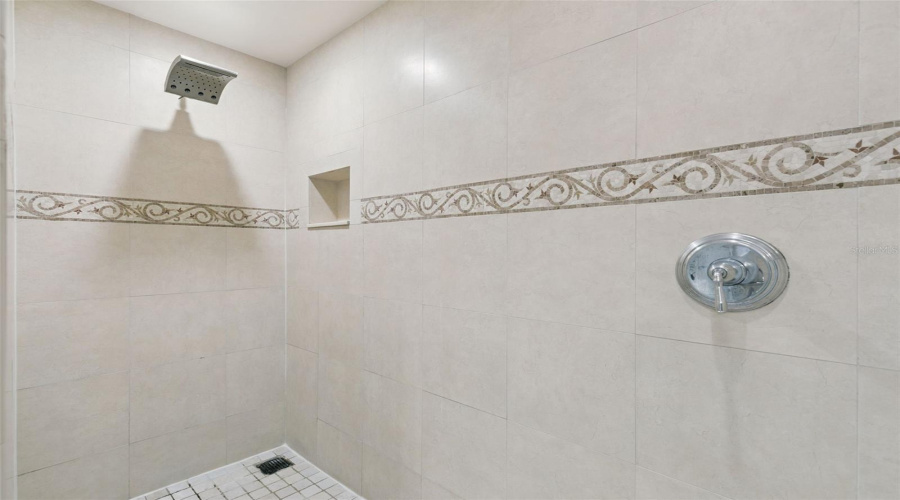 REUNION, Florida 34747, 2 Bedrooms Bedrooms, ,2 BathroomsBathrooms,Residential,For Sale,GATHERING,0,MFRO6388377