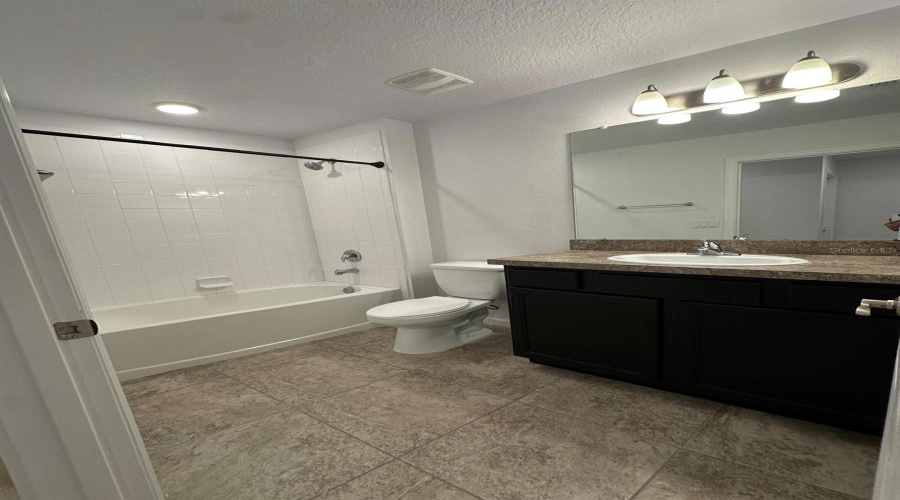 DAVENPORT, Florida 33837, 4 Bedrooms Bedrooms, ,2 BathroomsBathrooms,Residential,For Sale,HOLLY VILLAGE,0,MFRO6402277