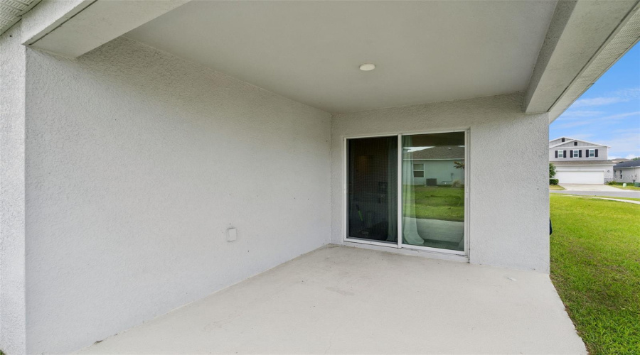DAVENPORT, Florida 33897, 3 Bedrooms Bedrooms, ,2 BathroomsBathrooms,Residential,For Sale,PAPAYA,0,MFRO6403216