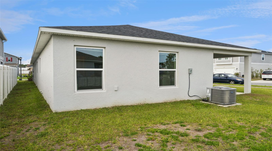 DAVENPORT, Florida 33897, 3 Bedrooms Bedrooms, ,2 BathroomsBathrooms,Residential,For Sale,PAPAYA,0,MFRO6403216