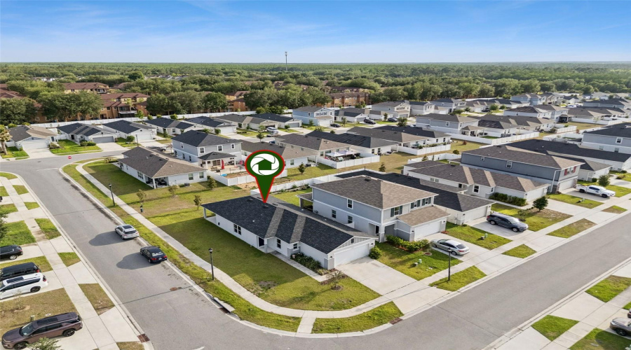 DAVENPORT, Florida 33897, 3 Bedrooms Bedrooms, ,2 BathroomsBathrooms,Residential,For Sale,PAPAYA,0,MFRO6403216