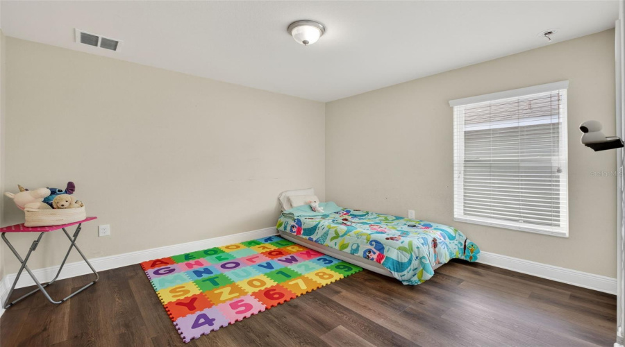 DAVENPORT, Florida 33837, 4 Bedrooms Bedrooms, ,3 BathroomsBathrooms,Residential,For Sale,BUCHANNAN,0,MFRO6362369